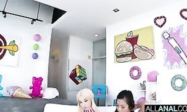 Teens Gone Wild! - Older Vixen Kenzie Gets Fucked By A barely legal Stud