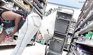 Massive Walmart Employee
