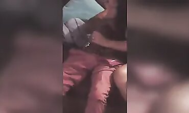 Une Amie Devient Maîtresse