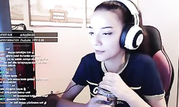 Turkish Amateur Duygu Atil Fingering and Blowjob Remastered