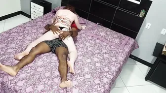Albina Louca Goza Três Vezes com Pau de Pescador Negro