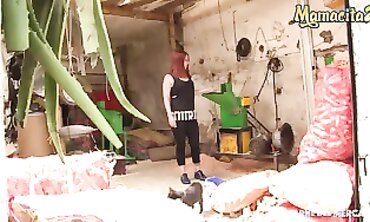 Flamy Colombiana Enjoys Being Asked To Hump