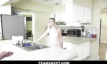 Petite Blonde Step-Sister Aria Banks Gets Rough Hardcore Creampie
