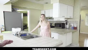 Petite Blonde Step-Sister Aria Banks Gets Rough Hardcore Creampie