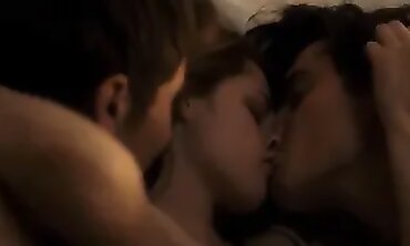 Kristen Stewart's Insatiable RedLight District Threesome