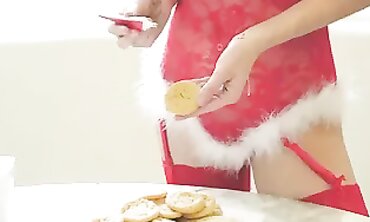 Passion's Busty Blonde Gives a Christmas Blowjob