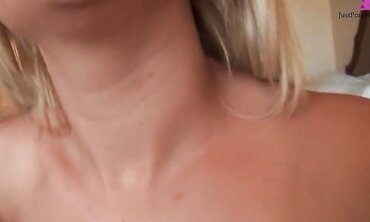 Alexis Malone Loves Getting Fucked By Her Boyfriends Thick Dick