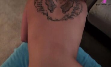 Shae Parker Makes A Hot Amateur Porn With Her Boyfriend