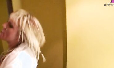 MILF Mandy Milton Gets Her Holes Filled By Ben Dolver & Friends