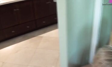 Kelly Surfer Makes A Home Made Porn In Her Bedroom With Her Booty Call Stud
