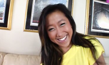 Tinan Star Loves Getting Spunked