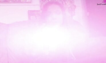Jaslin Diaz Is An All natural Beauty That Loves Cock
