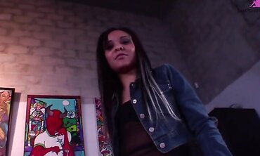 Jaslin Diaz Is An All natural Beauty That Loves Cock