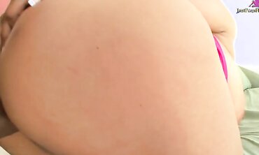 Kya Tropic Gets Her Pussy Banged And Face Creamed