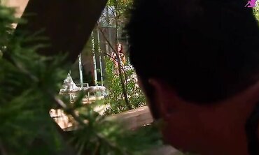 Cheyenne Jewel Has A Sissy Husband That Can't Satisfy Her