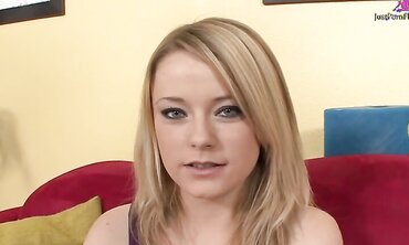 Scarlett Sweets Is An Amateur Who Loves To Fuck On Camera