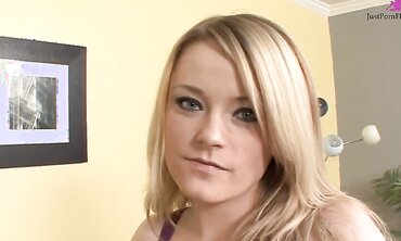 Scarlett Sweets Is An Amateur Who Loves To Fuck On Camera