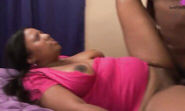 Janae Fox Is A Horny Black Babysitter