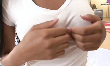 Rihanna Rimes Is A Curvy Black Girl Who Loves Cum
