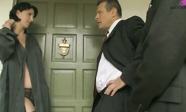 Roxanne Hall Gets Fucked By Arnold The Fornicator