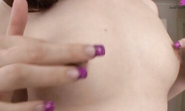 Angel Cakes Gets Her Pussy Eaten Then Stuffed