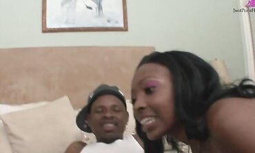 Anita Peida And D'vae Are A Slut And Gangster