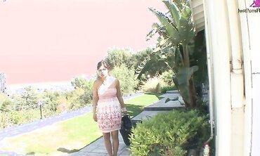 Laurie Vargas Takes It Deep Then Tastes His Cum Off Her Ass
