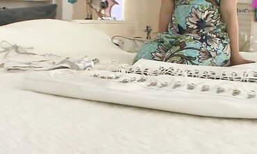Kristina Rose Gets Her Asshole Creamed While Lesbian Casey Cumms Licks The Cum