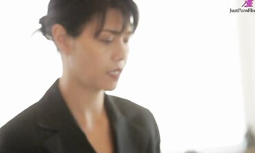 Dana Vespoli Is Back And Ready For Sex With Two Men