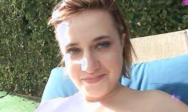 Horny 19 Year Old Brunette Gets A Creampie Inside Her Shaved Pussy