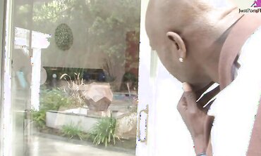 Alexandra Silk Gets Screwed By A Gangsta
