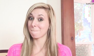 Lilly Banks Wants Friend To See Her Get Fucked