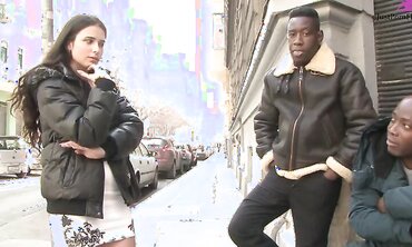 Mira Cuckold Gets Four Servings Of Big Black Cock Chocolate In Gangbang