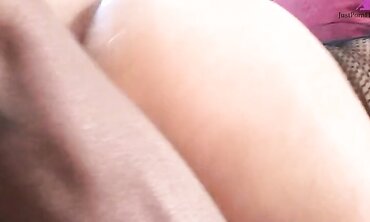 Jazmine Cashmere Takes A Huge Black Cock In Her Phat Booty