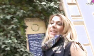 Ani Blackfox Takes On Four Cocks For Dp And A Mouthful