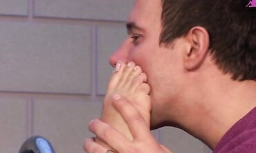 Footjob Leads To Hard Pounding Sex With A Finish On Jasmines Toes