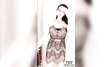 快手巨乳美女抖胸乳摇电臀