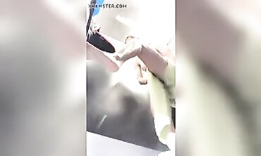 Voyeur Spies on Hot Amateur Athlete