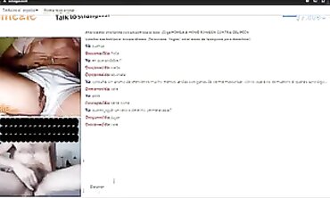 Latino Webcam Bombshell Gets Ultra-Kinky On Camera