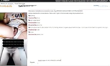 Latino Webcam Bombshell Gets Ultra-Kinky On Camera