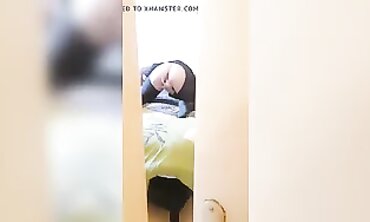 OMG: Step-Mom Surprised by Sudden Cum Shot
