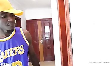 Ebony MILF and Dad Get Pulverized in Hardcore Family Fantasy