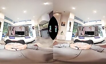 Riley Reid Gets a Hardcore VR Fuck from Derrick Pierce