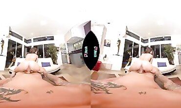 Riley Reid Gets a Hardcore VR Fuck from Derrick Pierce