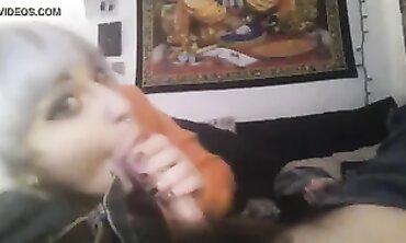 Alternative Bimbo Glorious Deep Throat Blowjob