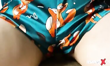 Minx Delivers Deep Throat Blowjob and Railing Top