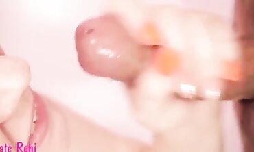 Close-Up Amateur Blowjob With Cum On Tongue