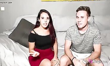 Hot Spanish Teen Couple Gets It On in Amateur Rendezvous