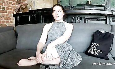 Tinder Date Turns Into Real Life Interracial Action
