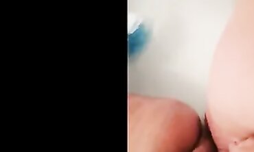 POV: Plump MILF Joy Masturbates in the Bathtub